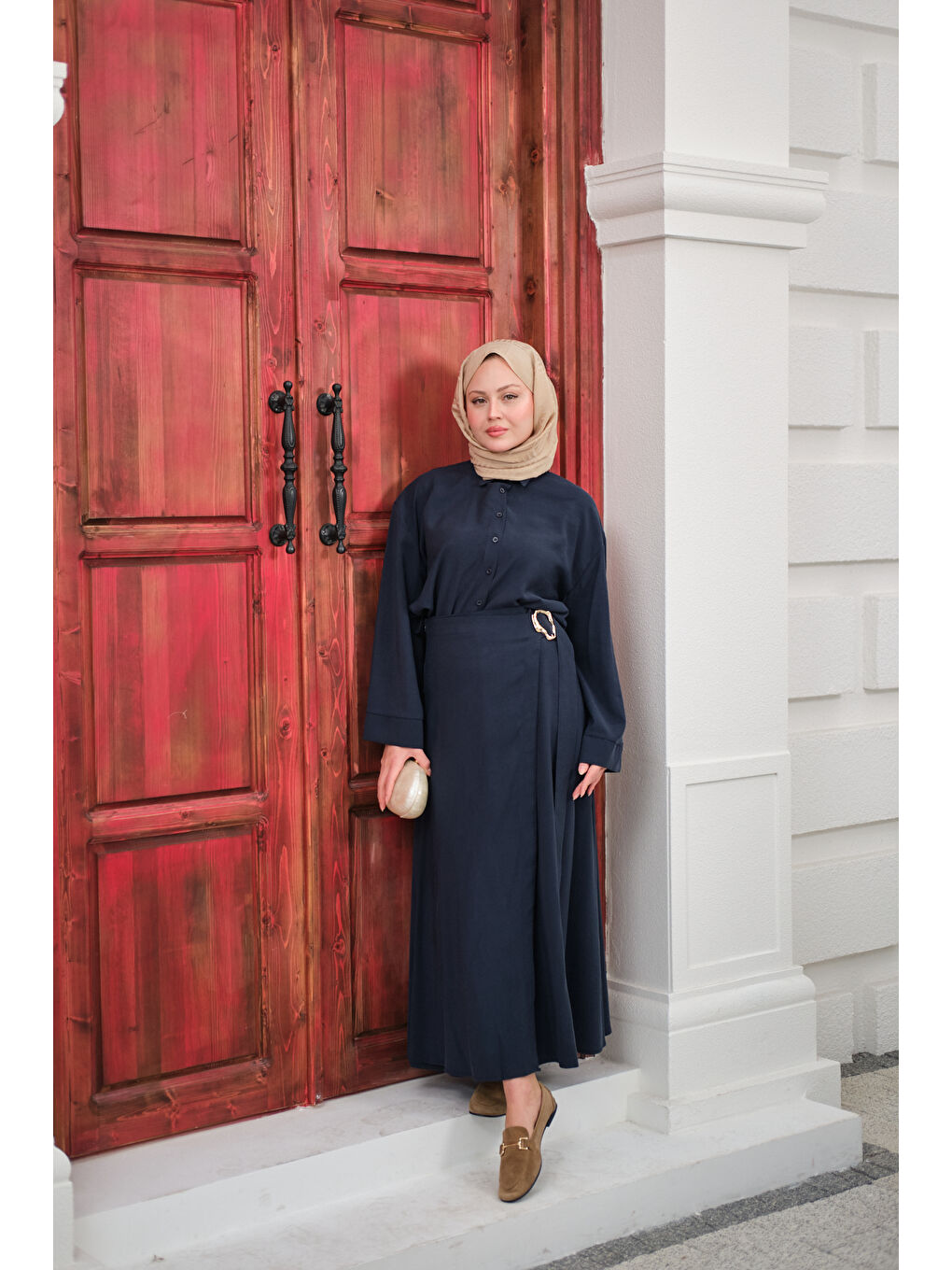 Kadın Gold Kemer Detay Gömlekli Takım Lacivert