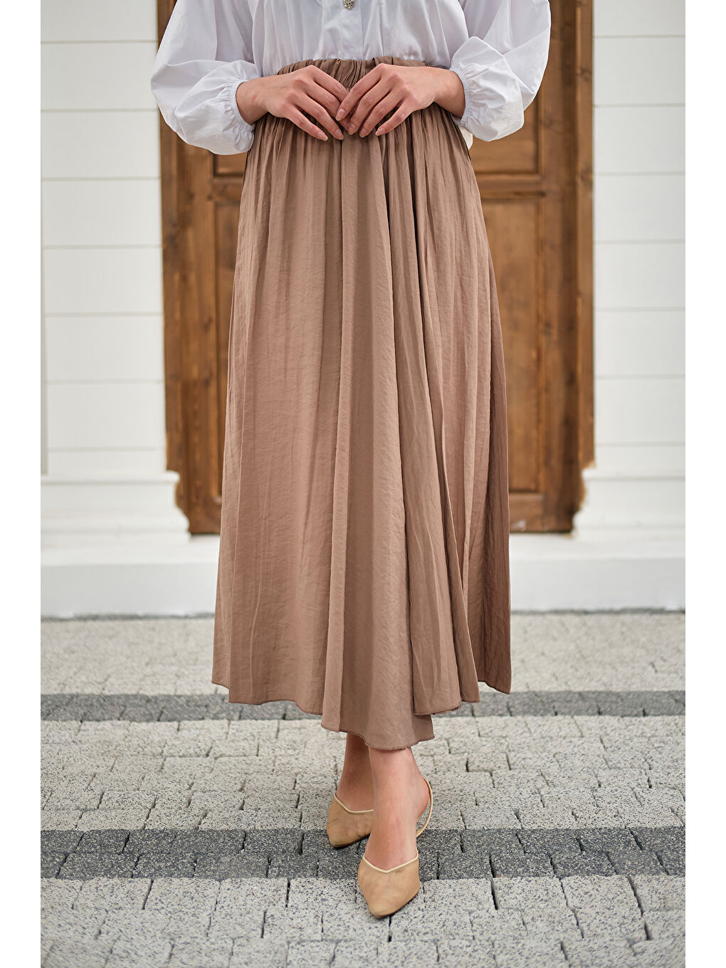 Bej Kadın Beli Lastikli Kırışık Etek Vizon