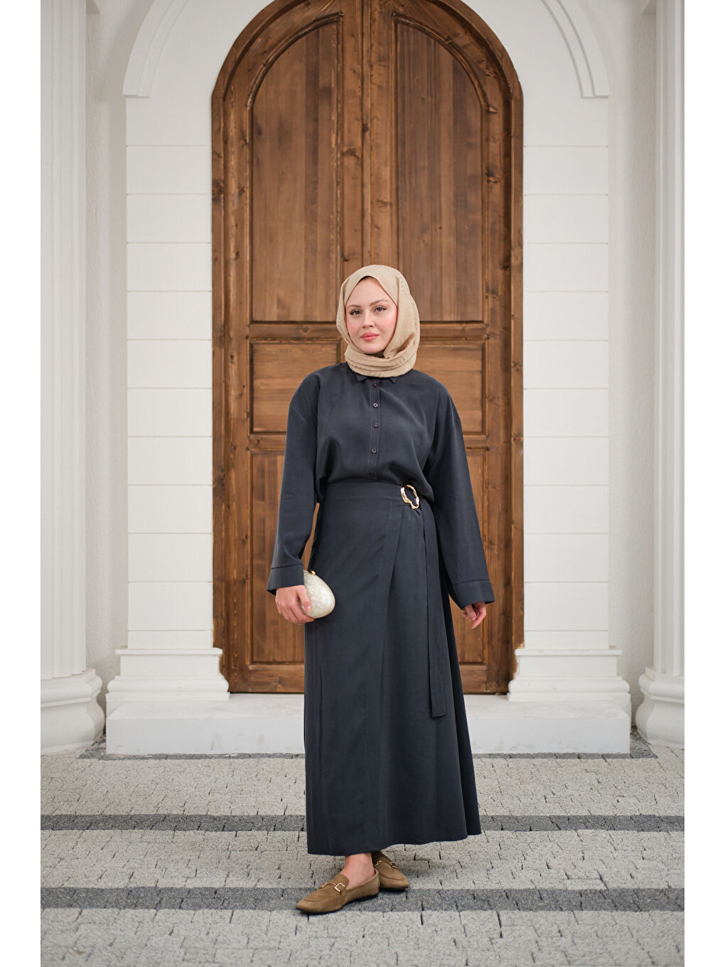 Kadın Gold Kemer Detay Gömlekli Takım Antrasit-3