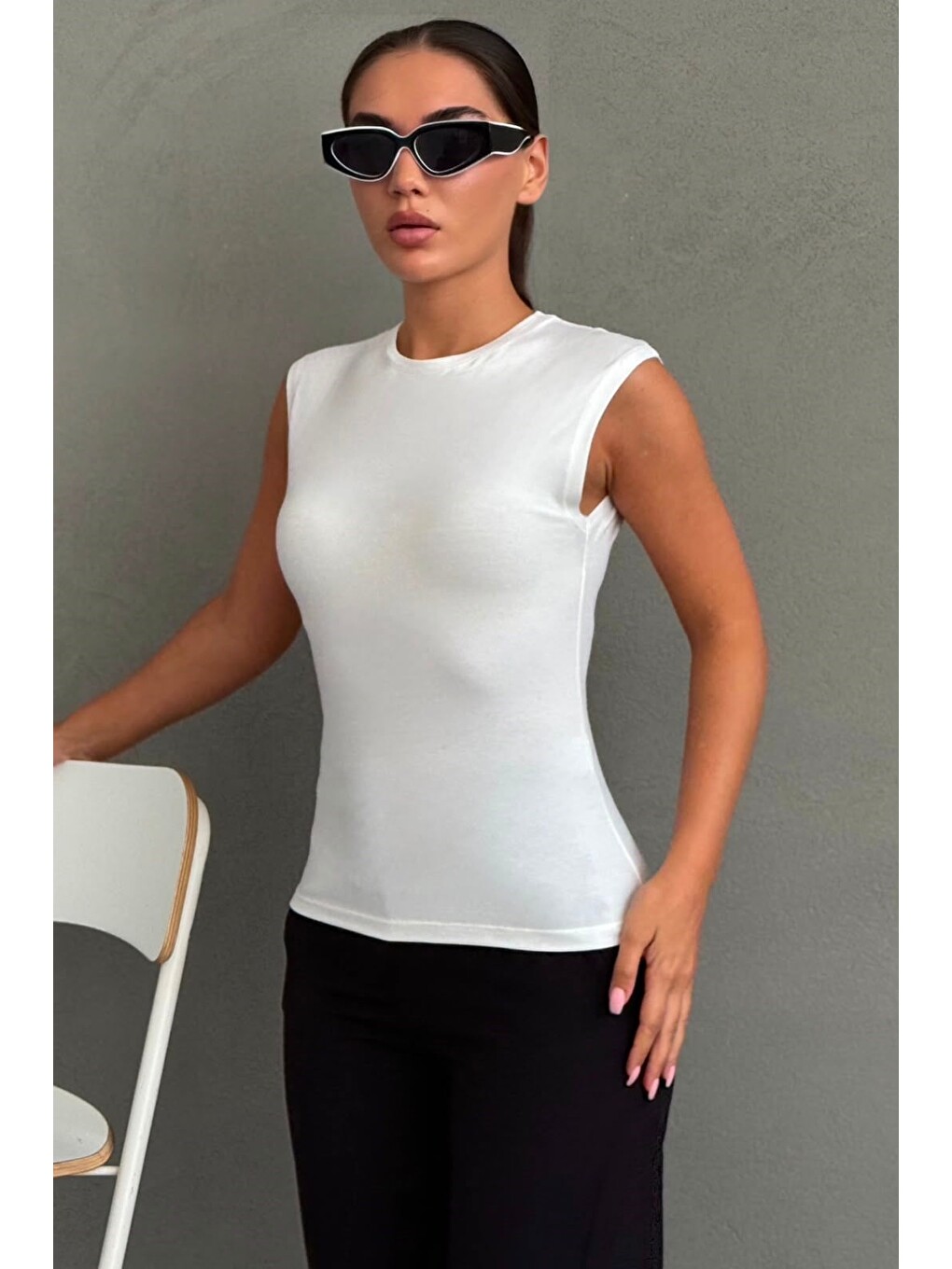 Beyaz Vücuda Oturan Basic Tişört Mg2872-2