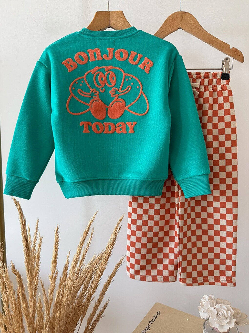 Karışık Çocuk Bonjour Baskılı Turkuaz Sweatshirt Ve Turuncu Dama Eşofman Takımı-3