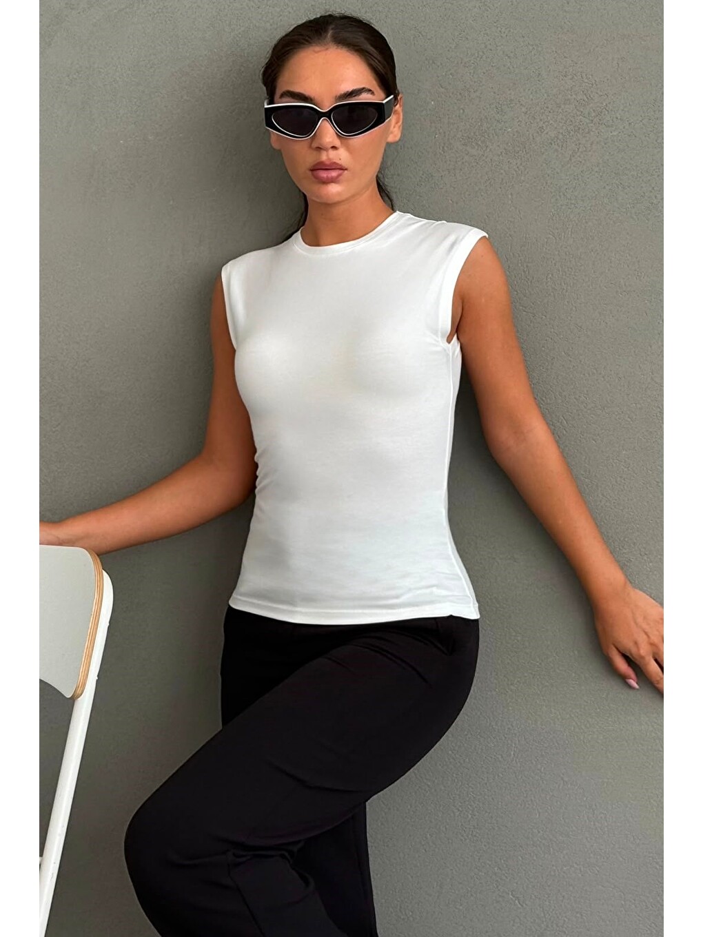 Beyaz Vücuda Oturan Basic Tişört Mg2872-3