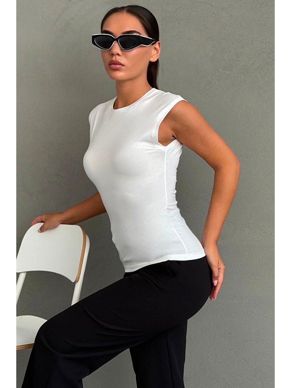 Beyaz Vücuda Oturan Basic Tişört Mg2872-4