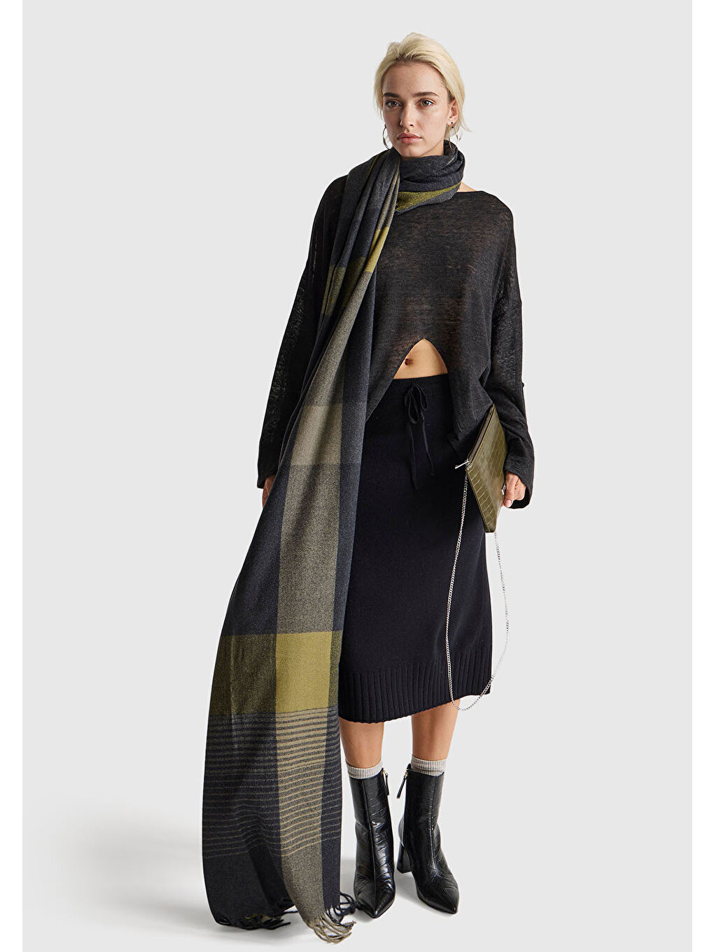 Siyah Kadın Sİyah Pamuk ve Yün Karışımlı Ribana Detaylı Bağcıklı Örme Etek-4