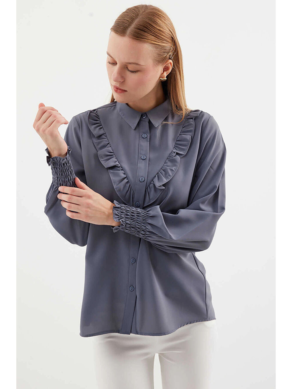 Kadın Gri Fırfır Detaylı Uzun Kollu Gömlek HZL25W-BD1202231-4