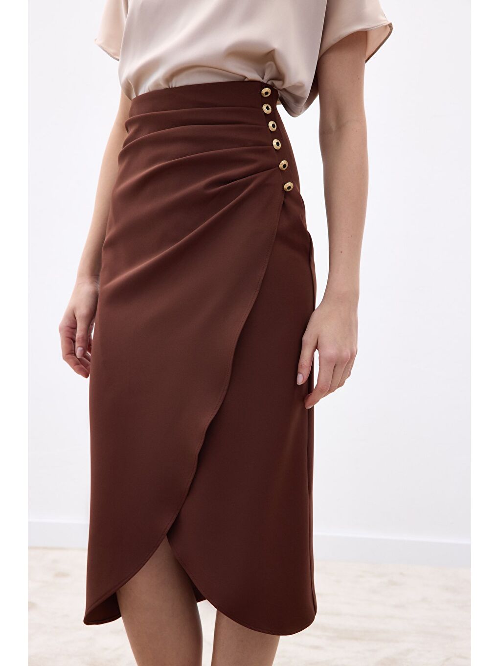 Kahverengi Düğme Detaylı Kalem Etek - Kahve-3