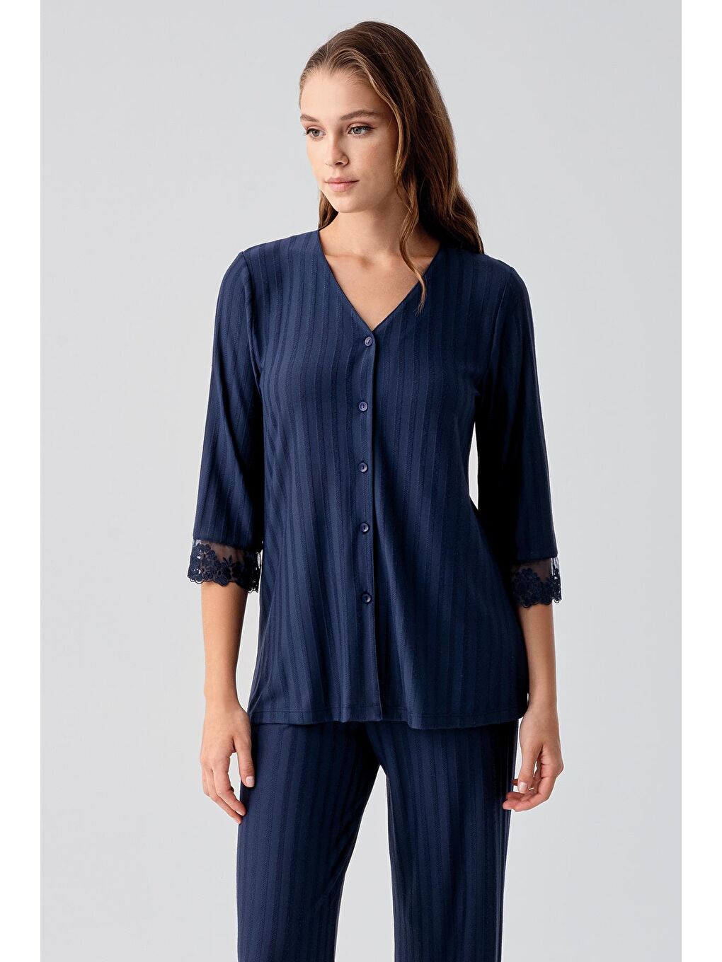 Lacivert Truvakar Kollu Dantelli Düğmeli Esnek Viskoz Pijama Takım 19207-2