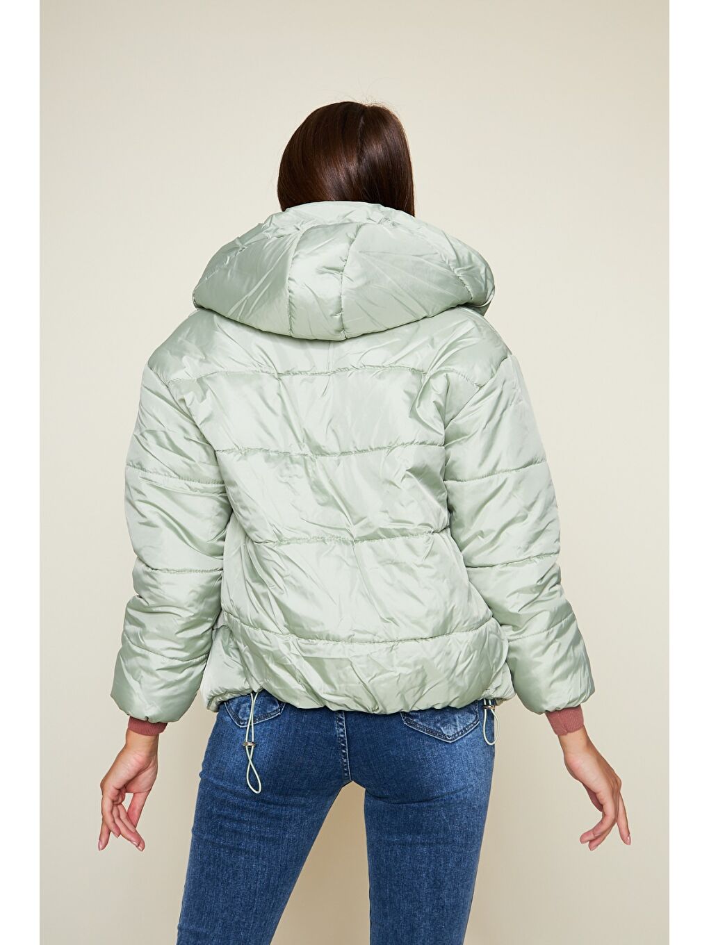 Yeşil Kadın Kışlık Cepli Basic Kapüşonlu Mint Şişme Mont-6