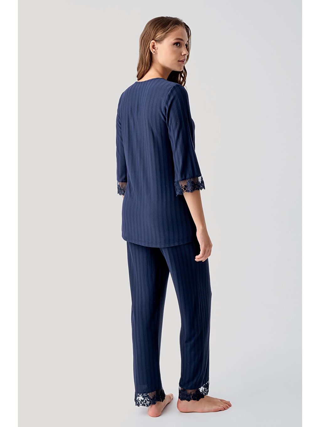 Lacivert Truvakar Kollu Dantelli Düğmeli Esnek Viskoz Pijama Takım 19207-3