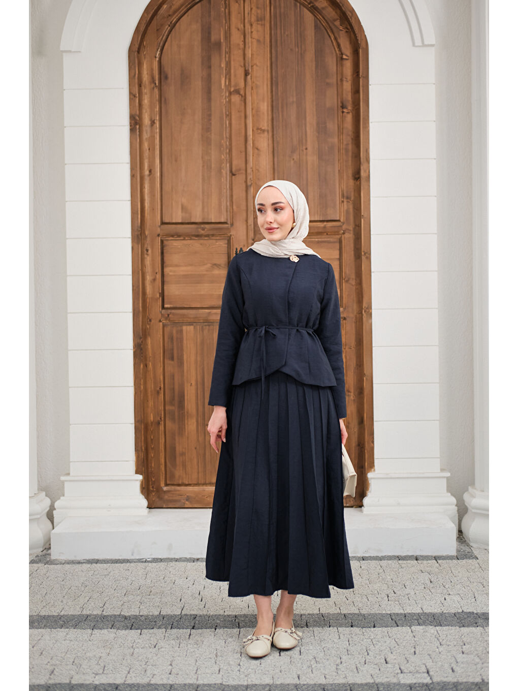 Kadın Eteği Pileli Ceketi Yandan Düğmeli Takım Lacivert-1