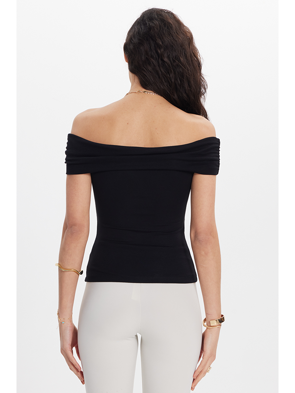 Kadın Slim Fit Dar Kesim Pamuklu Kayık Yaka Kısa Kollu Elastanlı Siyah Bluz-6