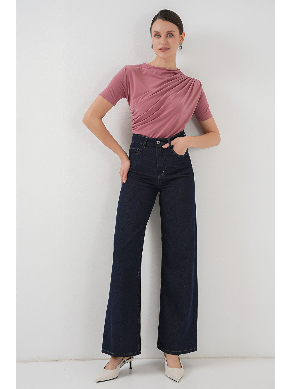 Pembe Büzgü Detaylı Kısa Kol Sandy Bluz 945 - Gül Kurusu-1