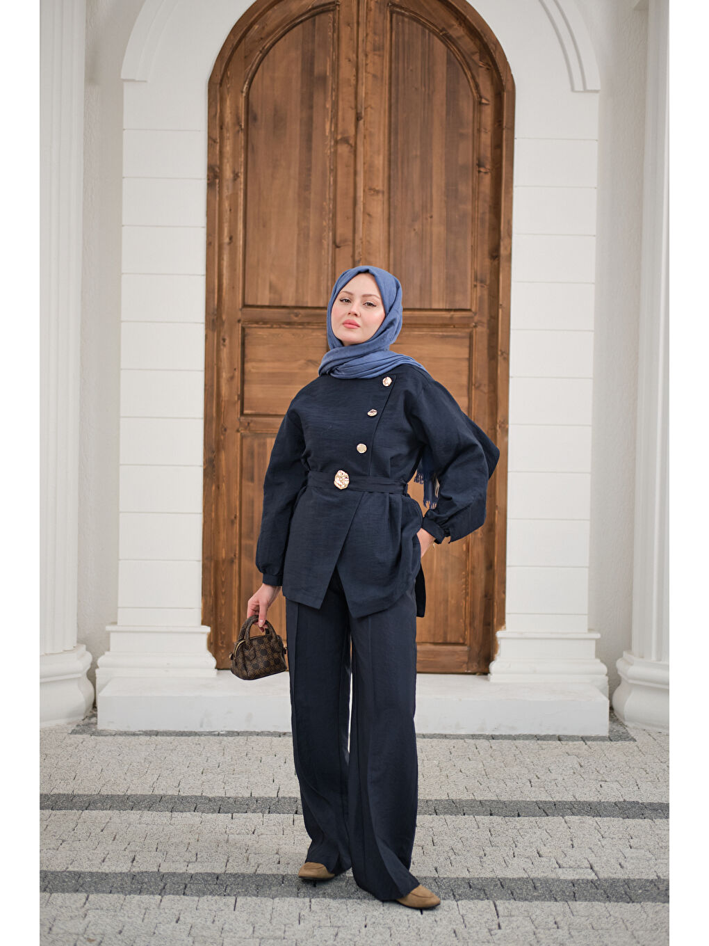 Kadın Gold Kemerli Düğme Detay Takım Lacivert