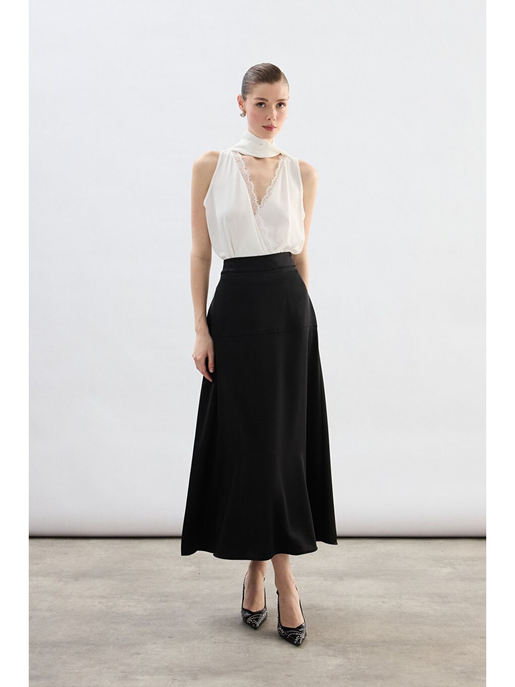 Yüksek Bel Saten Etek - Siyah