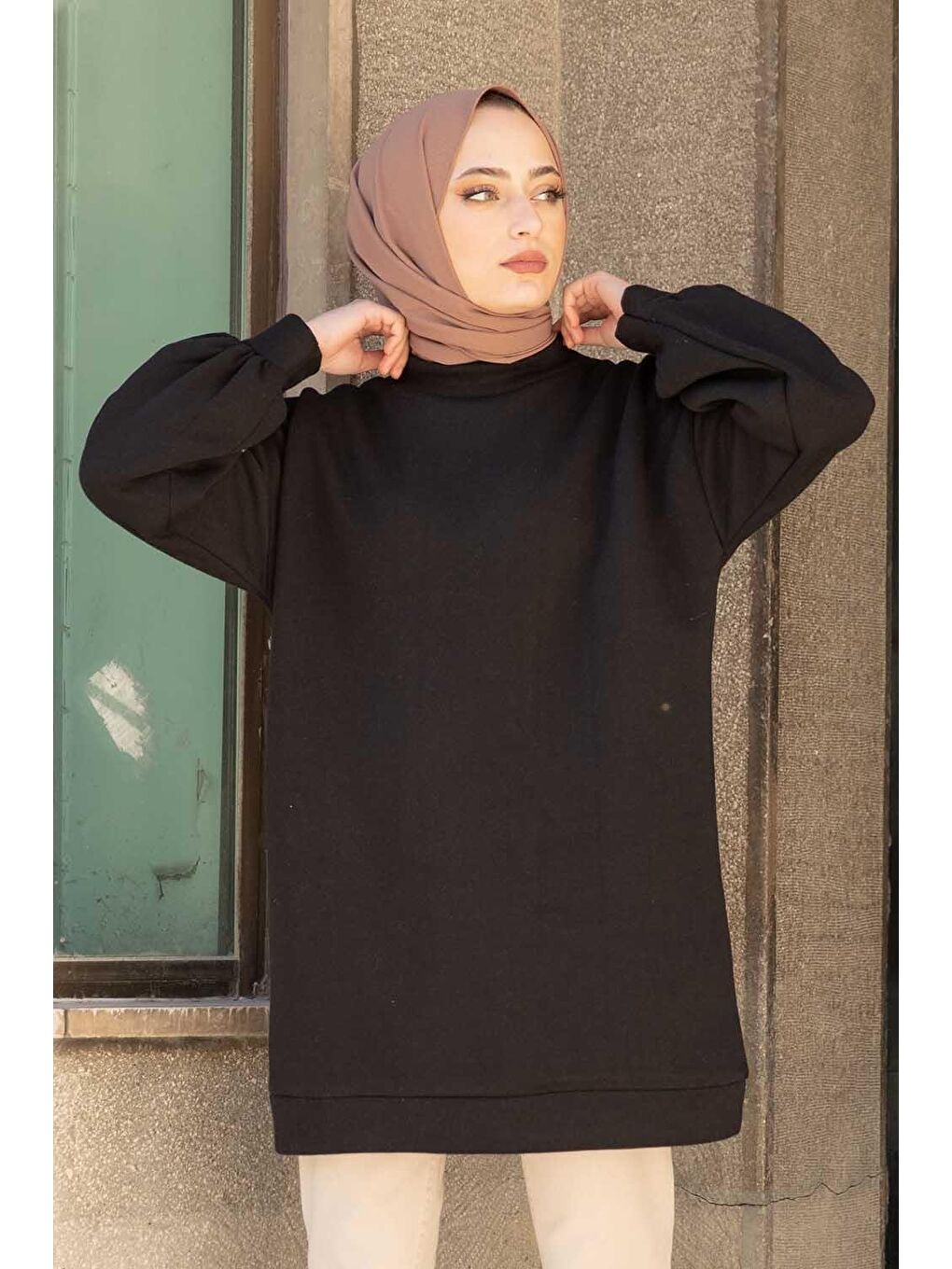 Üç İplik Balon Kol Tunik Siyah-2