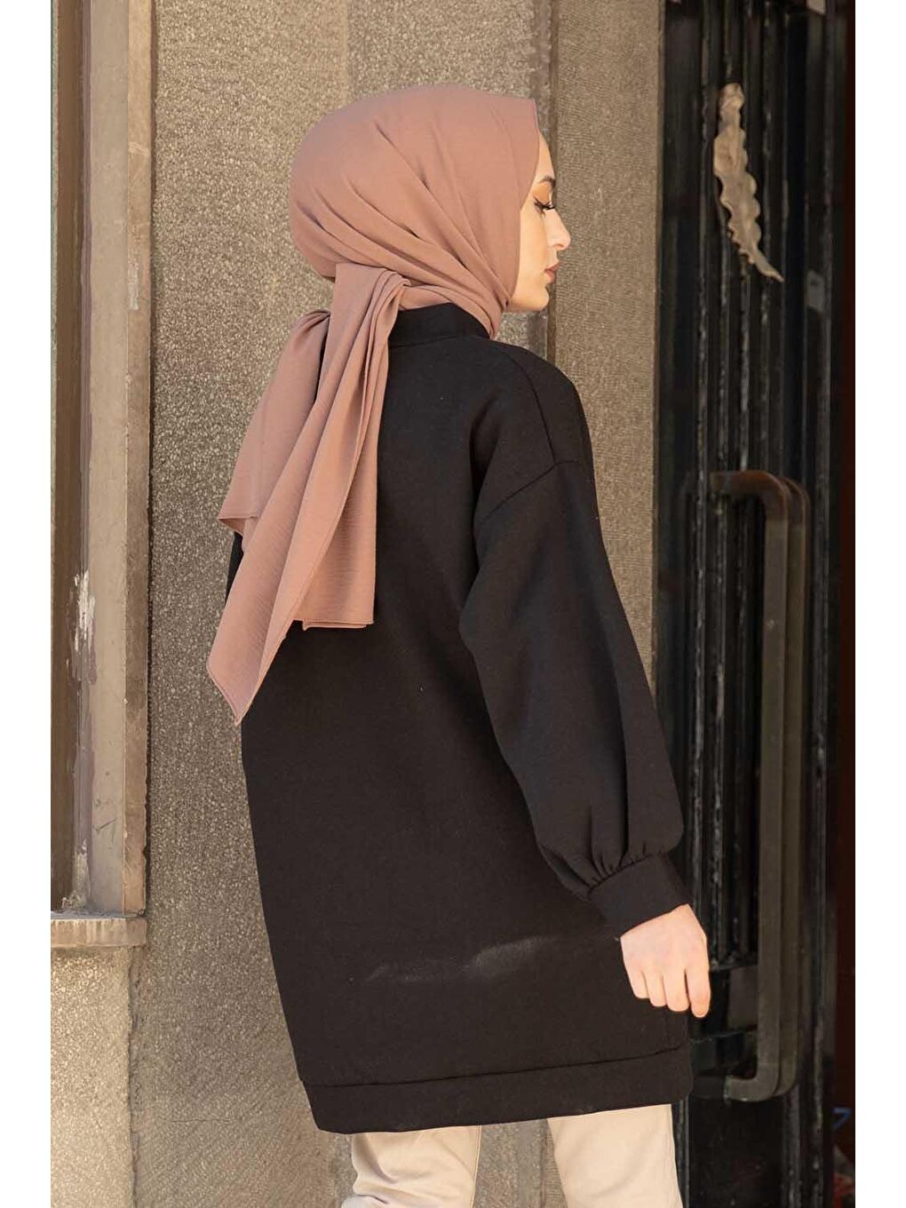 Üç İplik Balon Kol Tunik Siyah-3