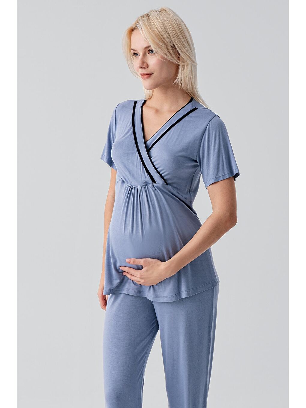 İndigo Kısa Kollu Emzirme Bölmeli Ayarlanabilir Bel Esnek Elastanlı Viskoz Soft Hamile Pijama Takım 19317-3