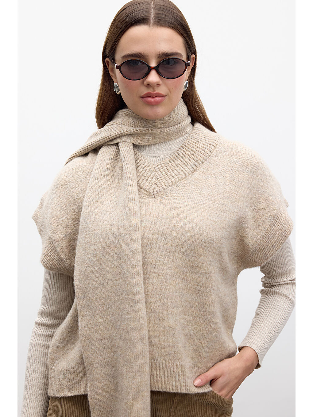 Düz Örgü Atkılı Triko Süveter Bej-1