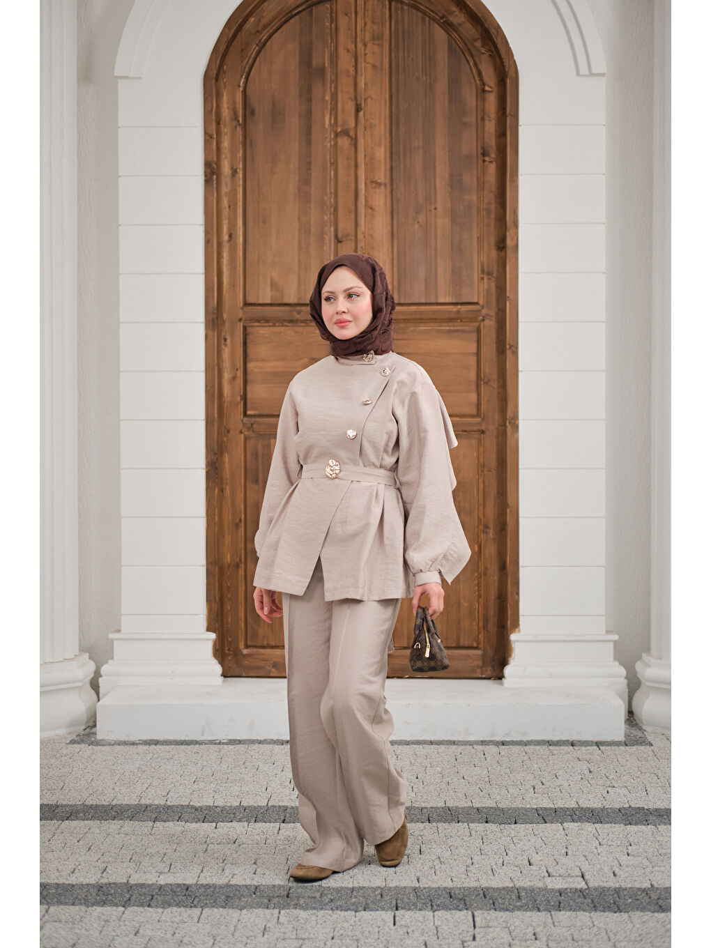 Ekru Kadın Gold Kemerli Düğme Detay Takım Krem-1