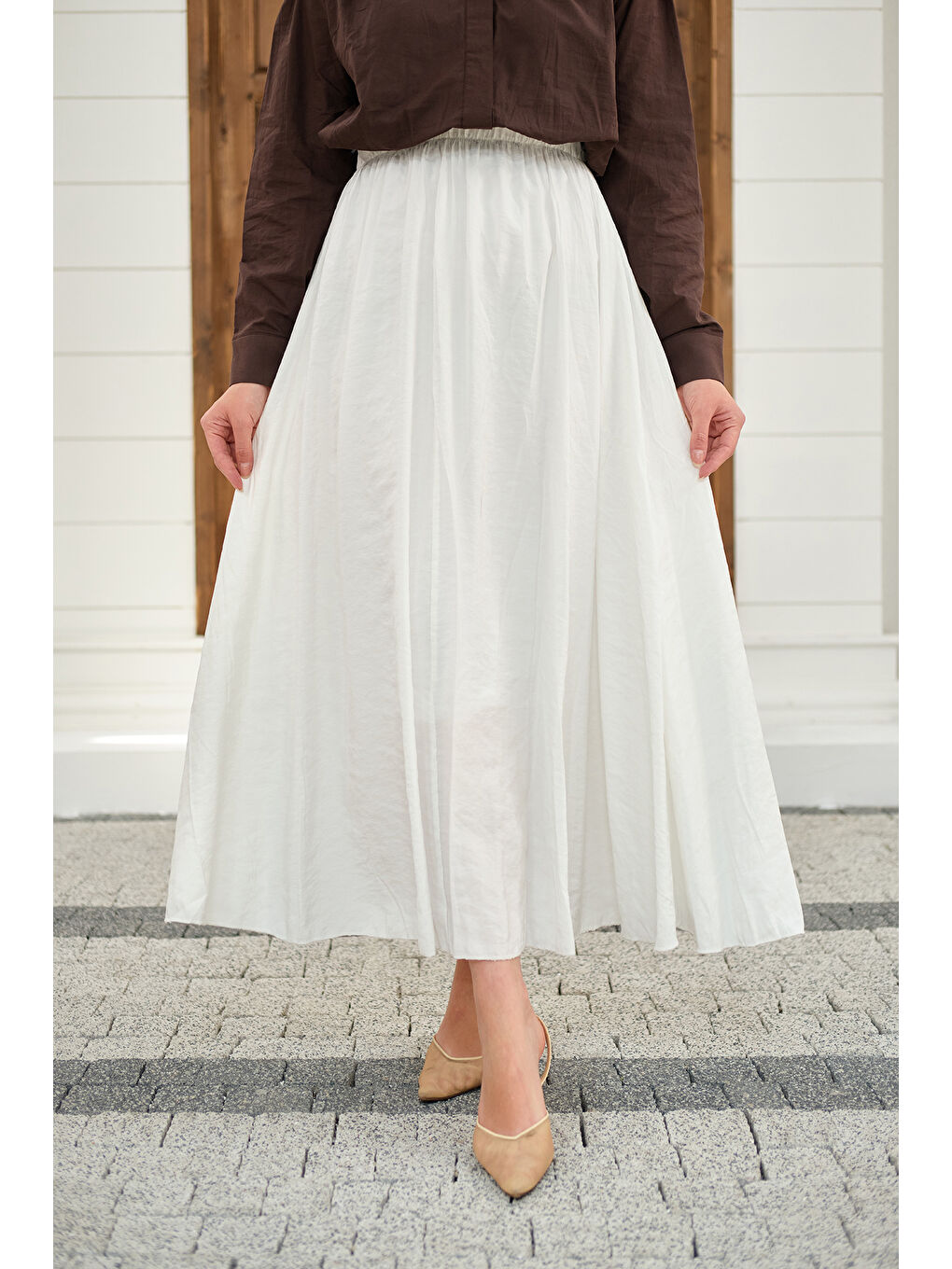 Kadın Beli Lastikli Kırışık Etek Beyaz-4