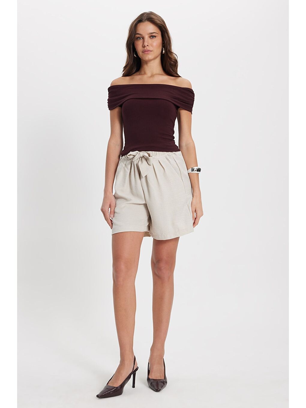 Kadın Slim Fit Dar Kesim Pamuklu Kayık Yaka Kısa Kollu Elastanlı Bordo Bluz-1