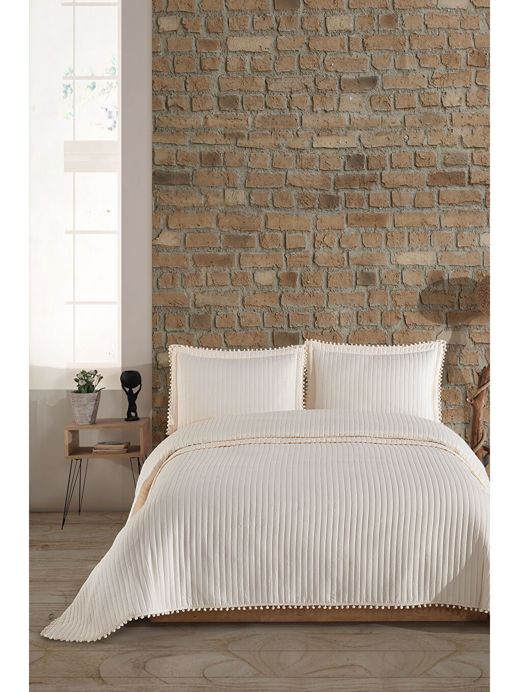 Ekru Florita Yatak Örtüsü Seti Çift Kişilik (240x260 cm) Krem