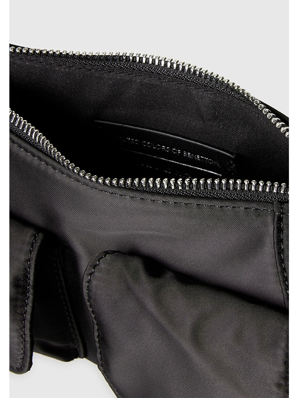 Kadın Siyah Çok Cepli Ayarlanabilir Askılı Fermuarlı Omuz Çantası-2