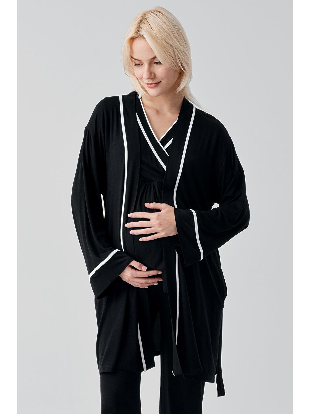 Siyah Kısa Kollu Emzirme Bölmeli Ayarlanabilir Bel Esnek Elastanlı Viskoz Soft Hamile Pijama Takım 19317-2