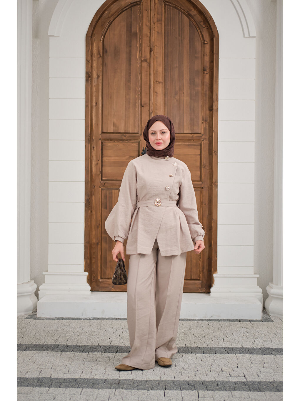 Ekru Kadın Gold Kemerli Düğme Detay Takım Krem-3