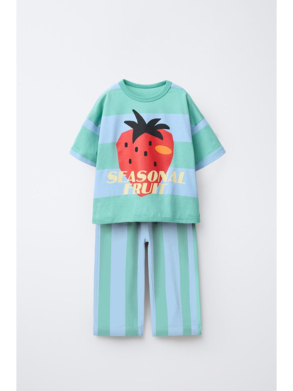 Beyaz Kız Çocuk Pamuklu Çilek Baskılı T-Shirt Eşofman Takım