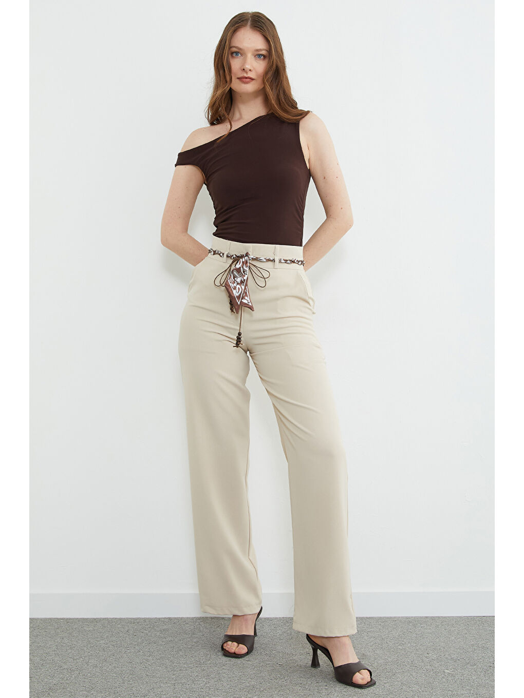 Bej Kemer Detaylı Yüksek Bel Palazzo Pantolon-4