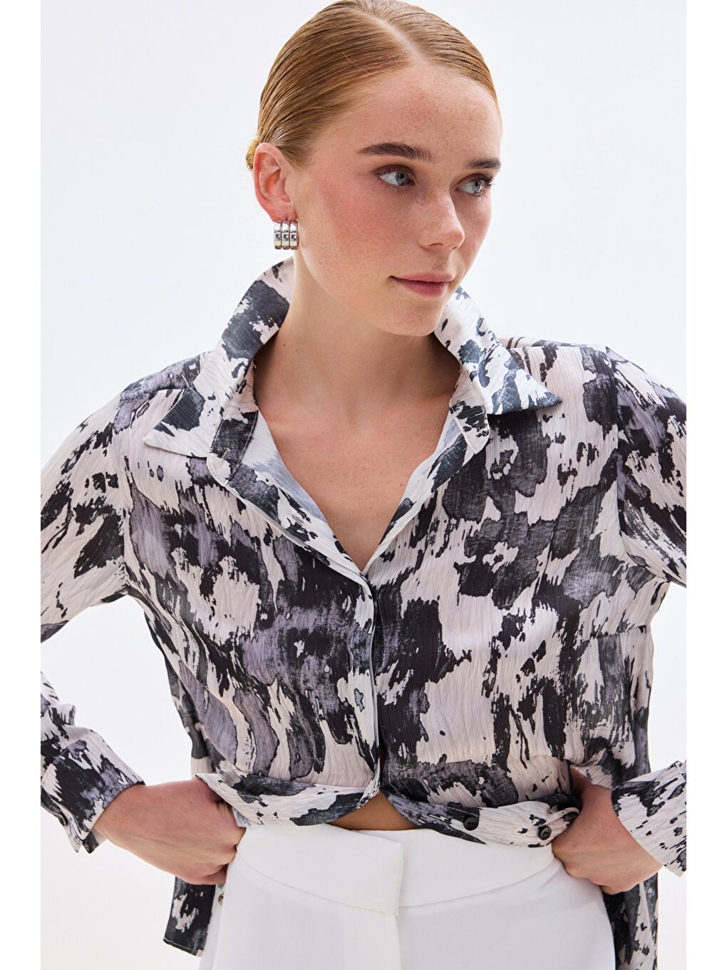 Desenli Düz Kesim Gömlek - Siyah