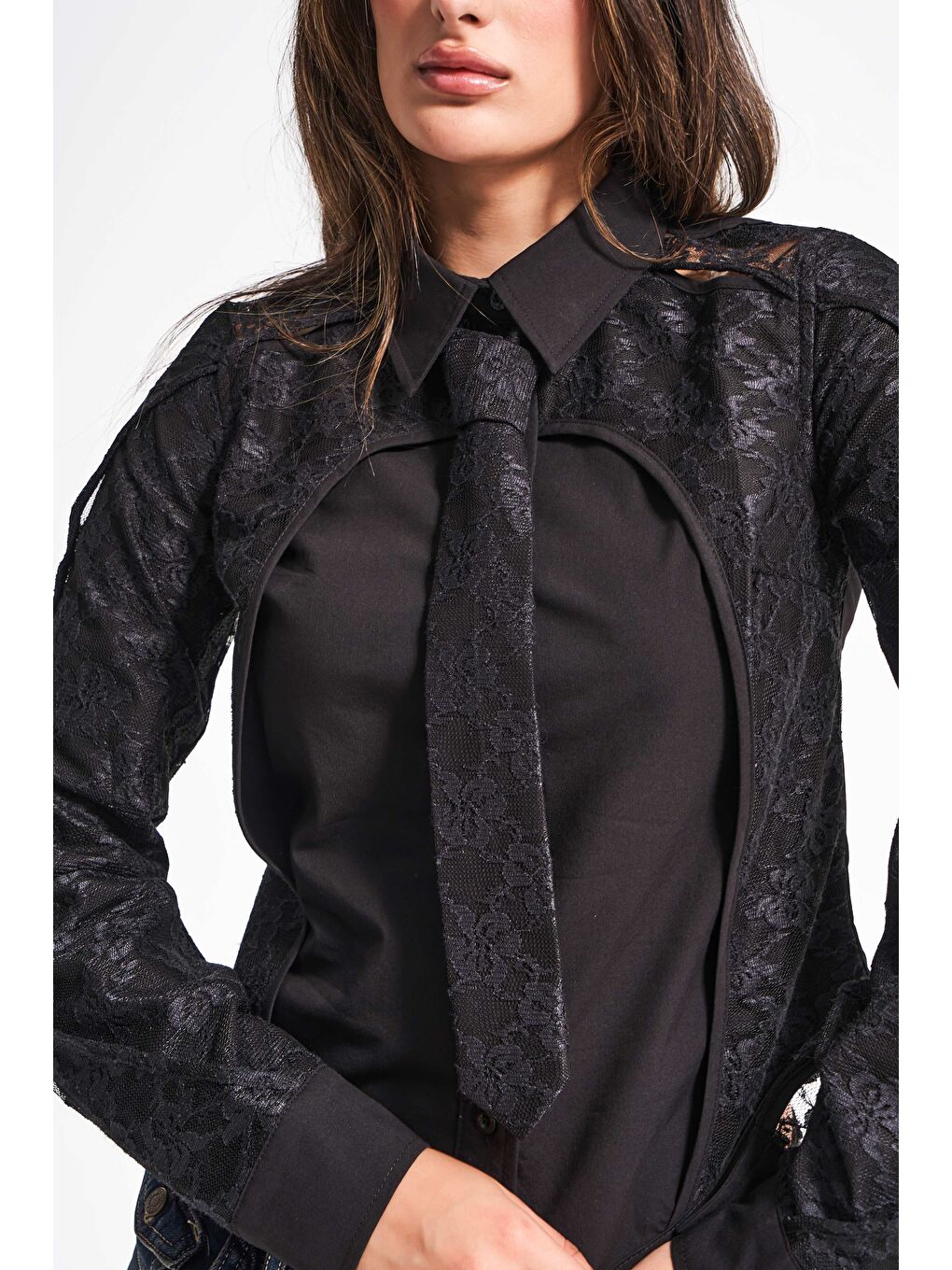 Kadın Siyah Renk Dantel ve Kravat Detaylı Özel Tasarım Gömlek-1