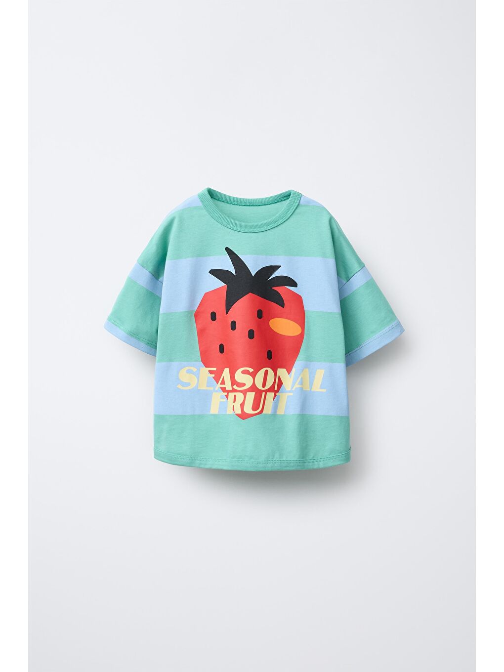 Beyaz Kız Çocuk Pamuklu Çilek Baskılı T-Shirt Eşofman Takım-1