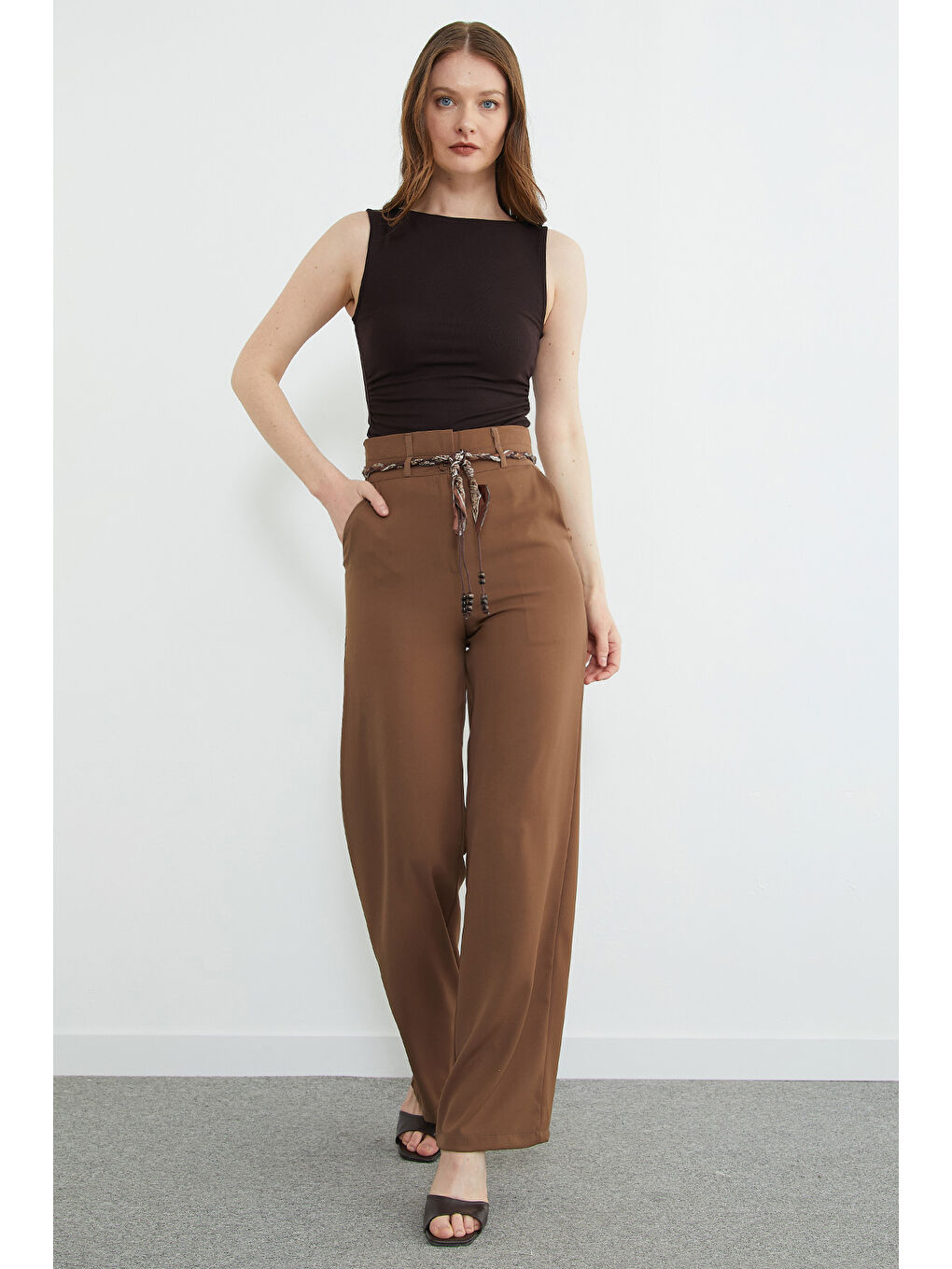 Bej Kemer Detaylı Yüksek Bel Palazzo Pantolon-2