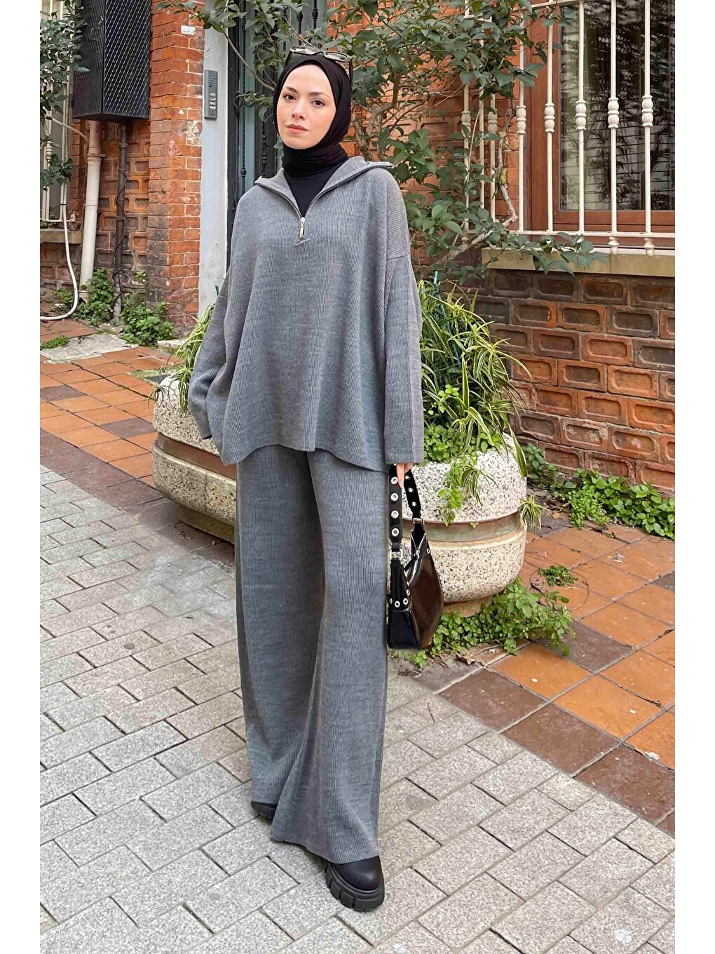 Gri Selanik Pantalonlu Tesettür Takım Füme