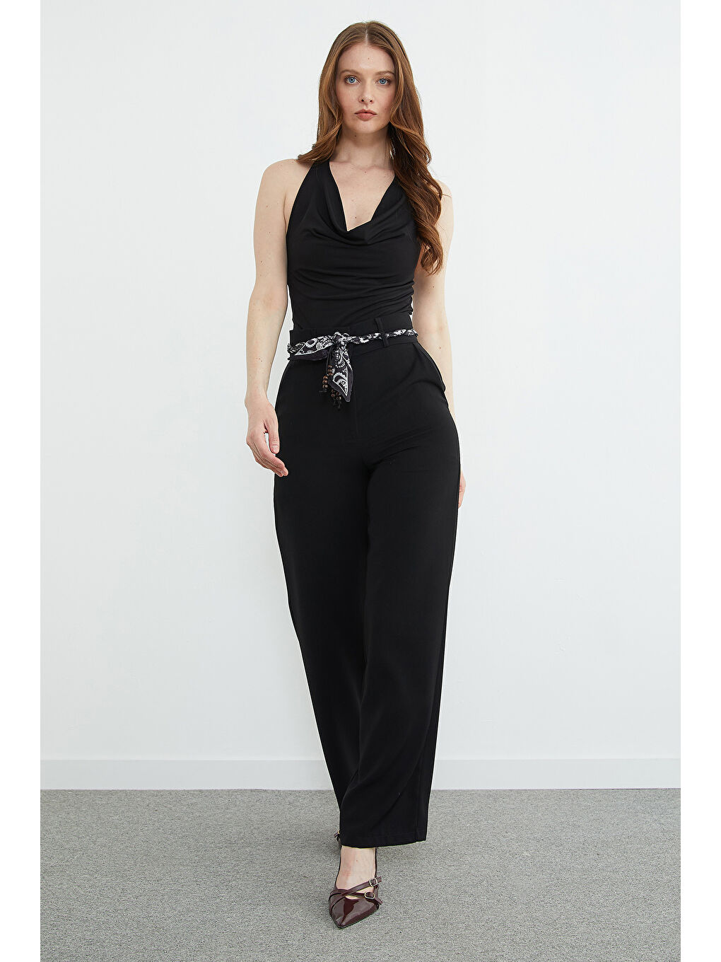 Siyah Kemer Detaylı Yüksek Bel Palazzo Pantolon-1