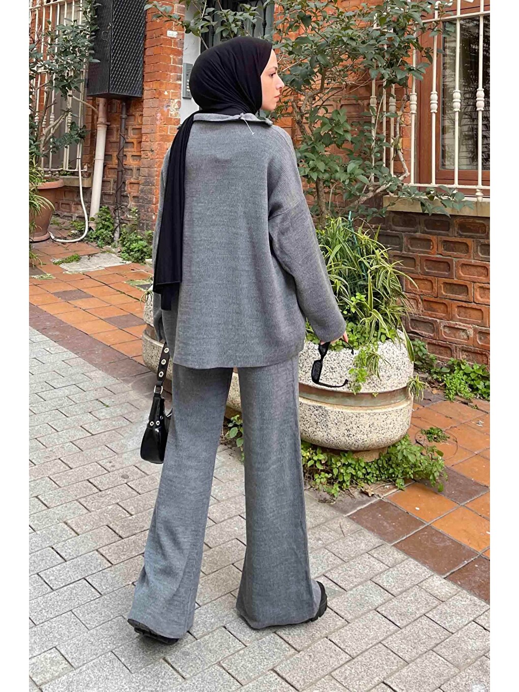 Gri Selanik Pantalonlu Tesettür Takım Füme-3