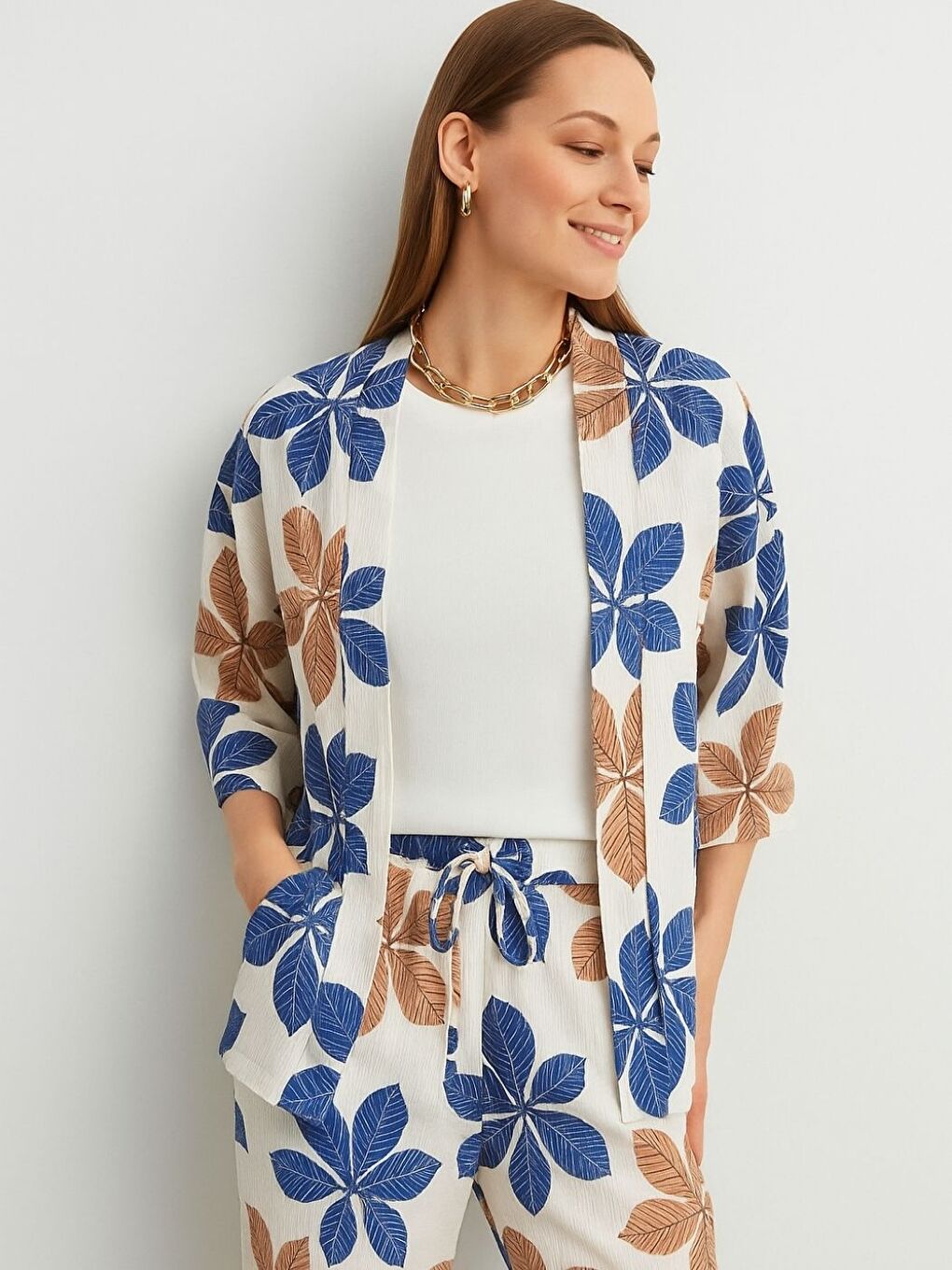 Kadın Sax Mavi Beyaz Çiçek Desenli Kimono Gömlek Pantolon Takım-1