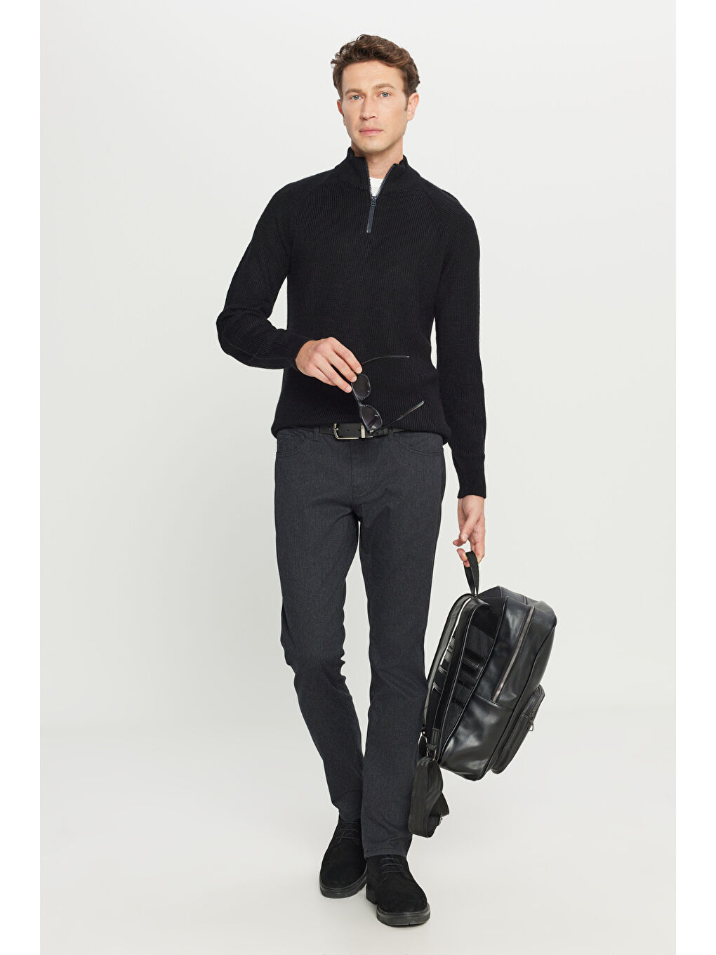 Erkek Siyah Standart Fit Normal Kesim Bato Yaka Triko Kazak-1