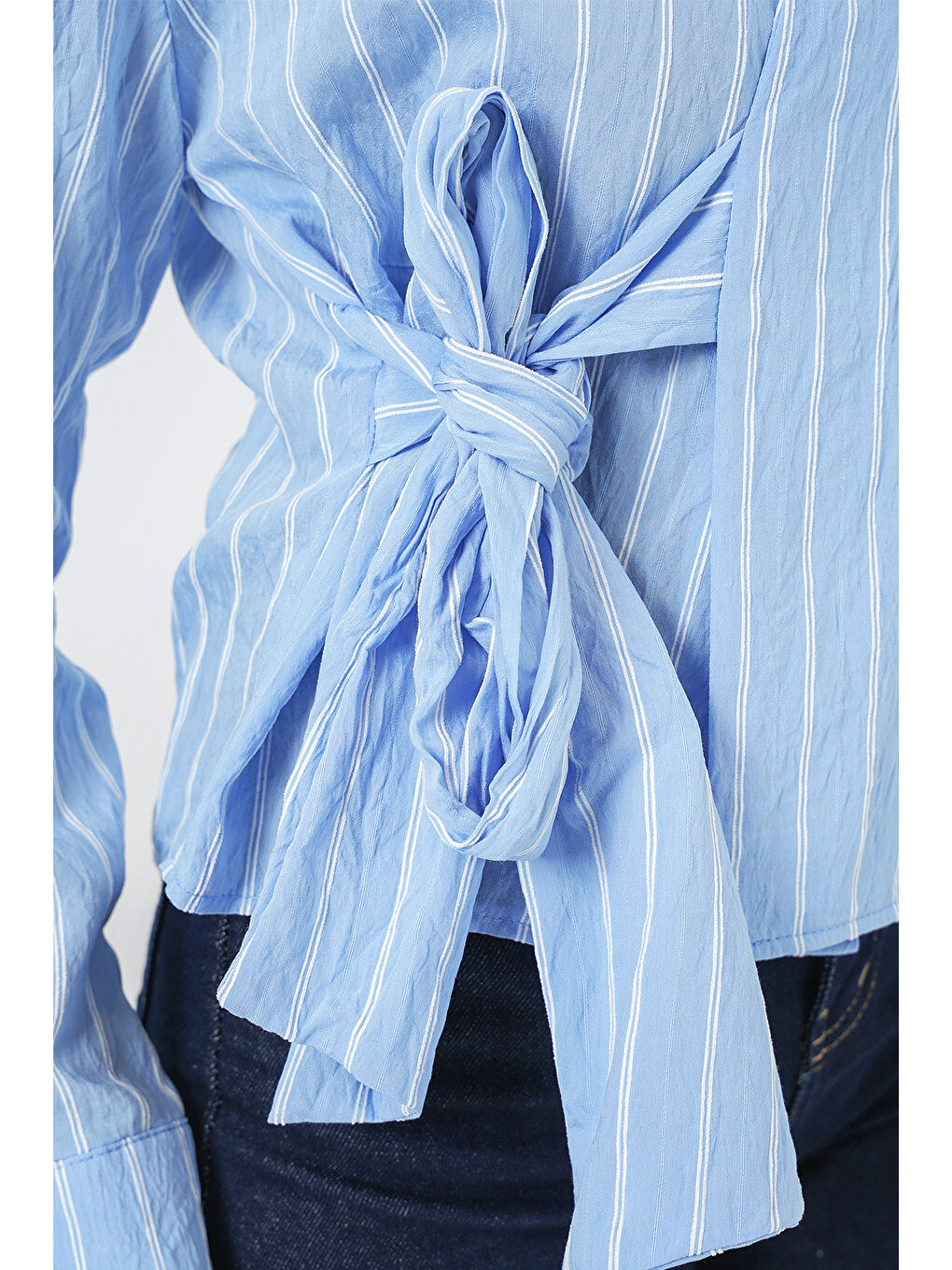 Kadın Önü Bağlamalı Çizgili Gömlek 20362 - Mavi-5