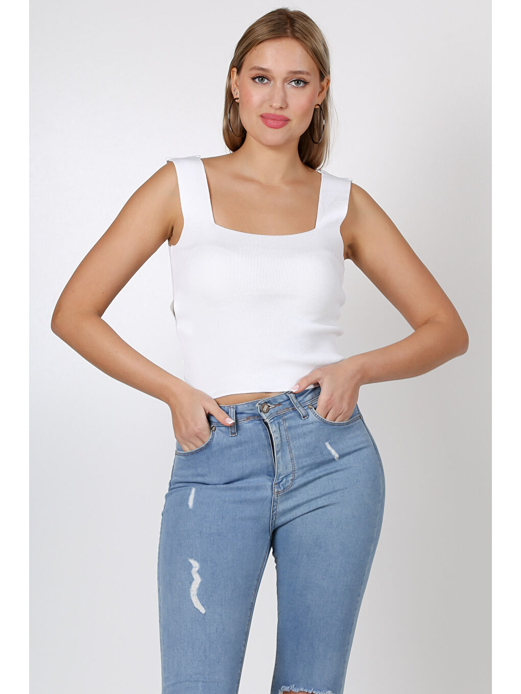 Chiccy Beyaz Kare Yaka Fitted Casual Triko Bluz