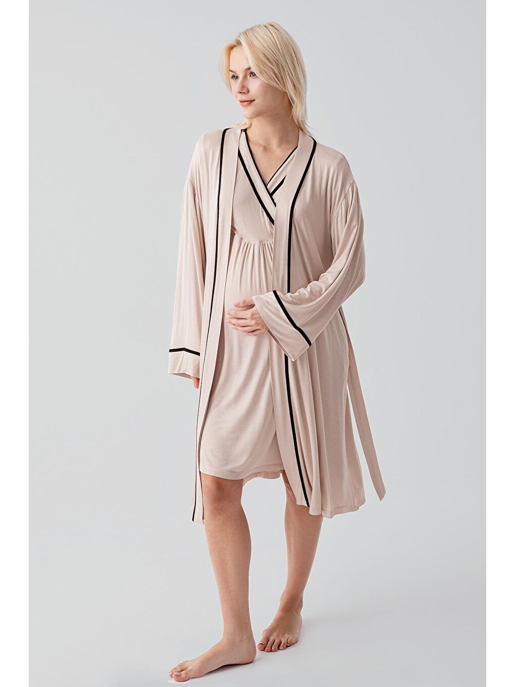 Bej Kısa Kollu Emzirme Bölmeli Esnek Viskoz Hamile Sabahlık Gecelik Takım 19417-1