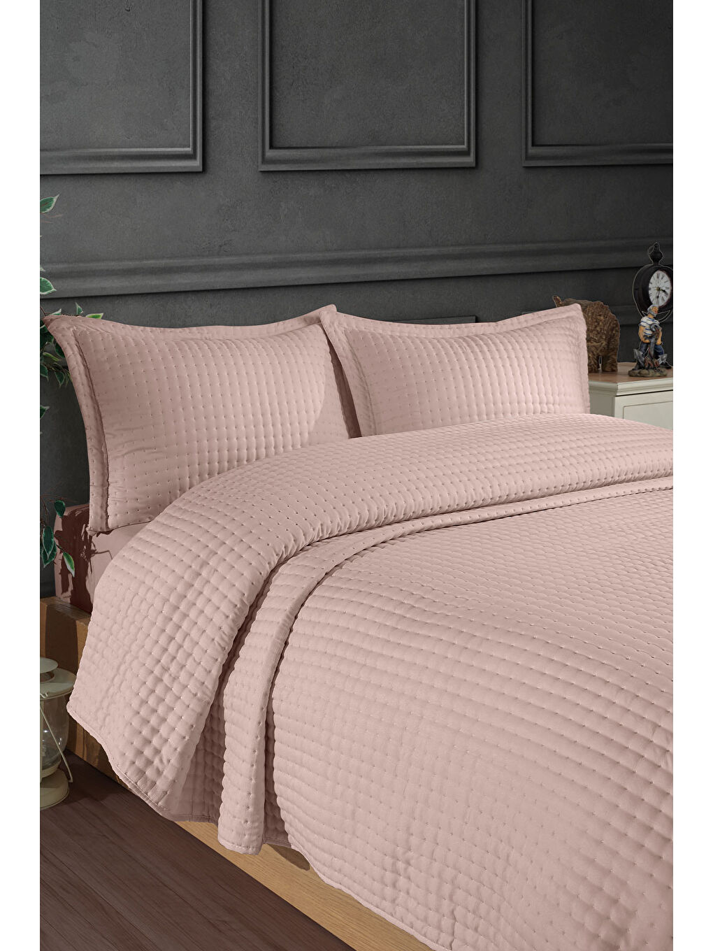 Pembe Alinda Çift Kişilik Yatak Örtüsü Seti (240x260 cm) Pudra-2