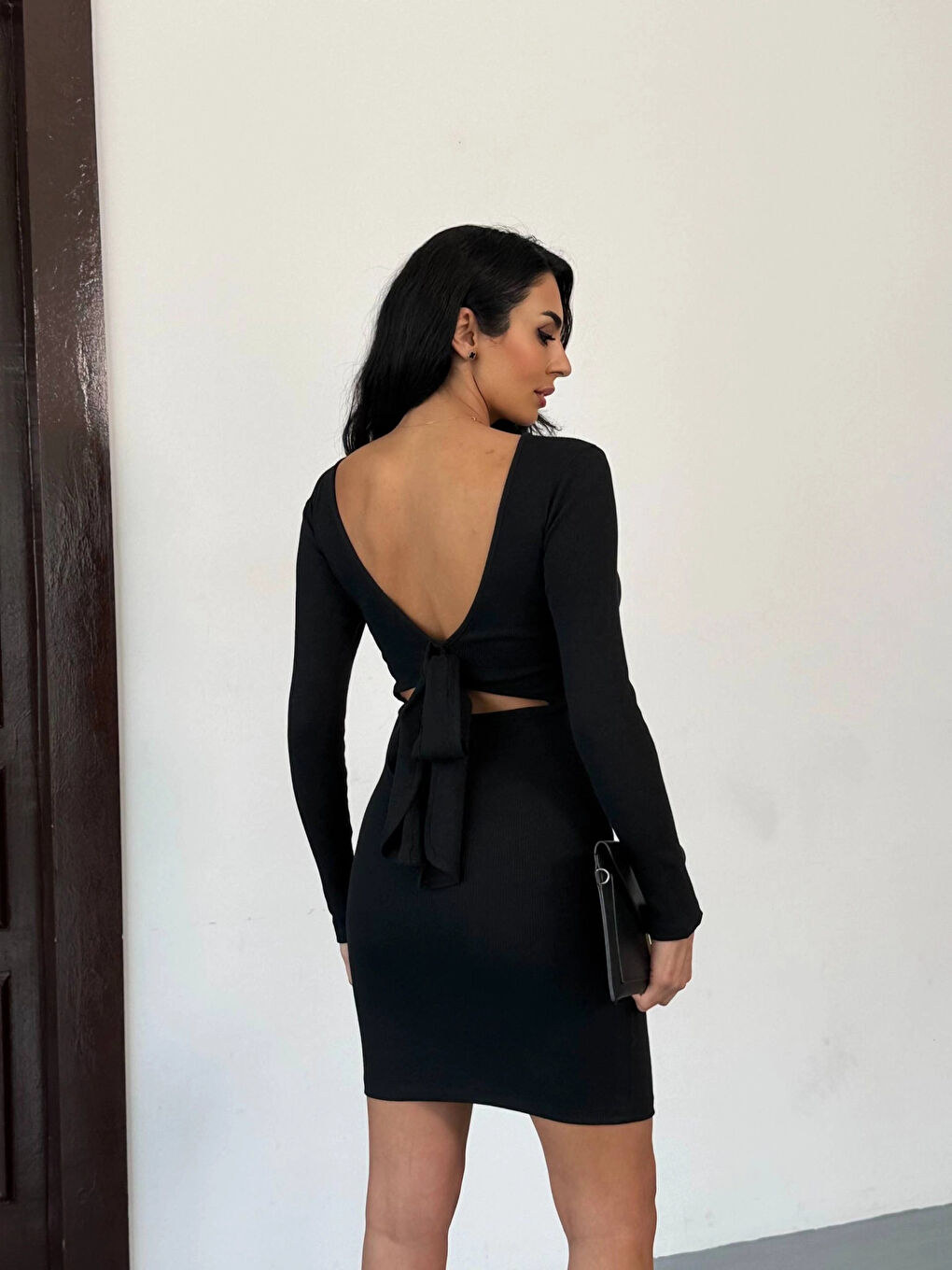 Kadın Siyah Uzun Kollu İp Bağlamalı Sırt Dekolteli Kaşkorse Mini Elbise HZL25W-FRY120411-3