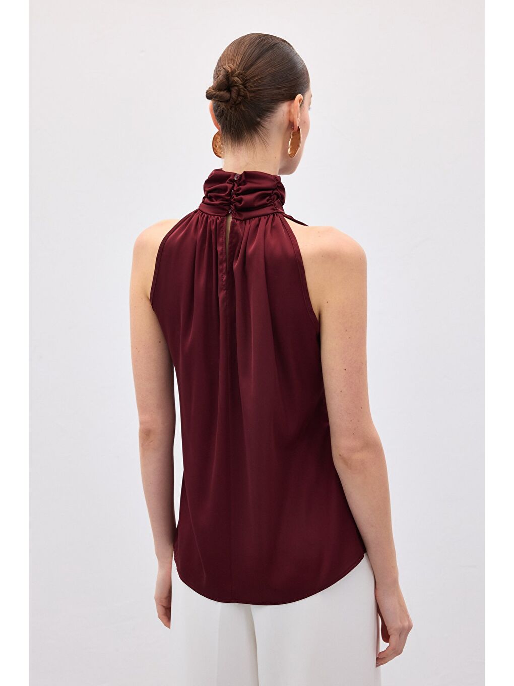 Boğazlı Kolsuz Bluz - Bordo-7