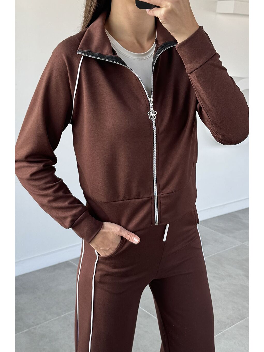 Kahverengi Kadın Şerit Detaylı Fermuarlı Eşofman Takımı-1