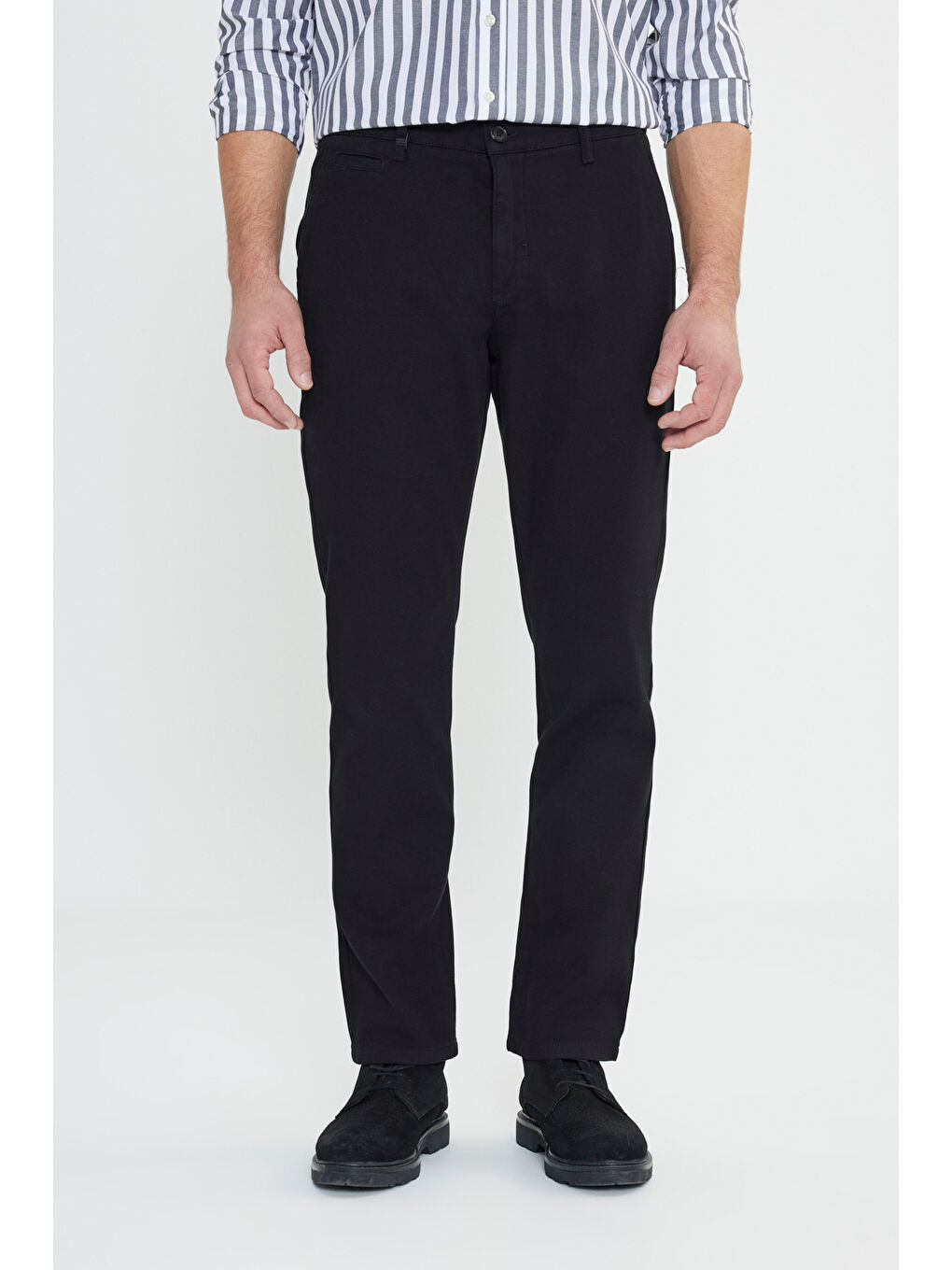 Erkek Siyah Pamuklu Comfort Fit Rahat Kesim Armürlü Yan Cep Esnek Casual Pantolon