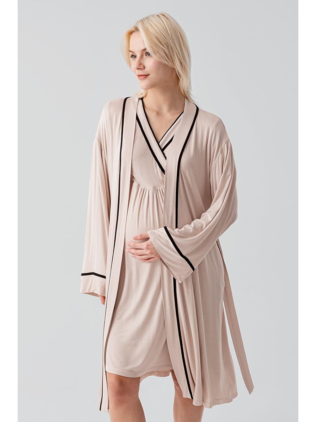 Bej Kısa Kollu Emzirme Bölmeli Esnek Viskoz Hamile Sabahlık Gecelik Takım 19417-7