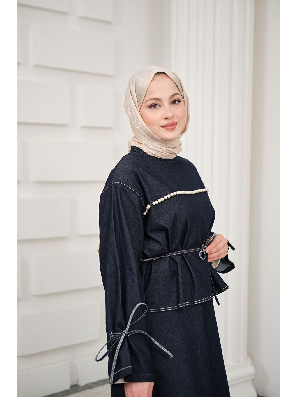 Kadın Önü İnci Detay Süs Dikiş Kemerli Hakim Yaka Takım Lacivert-4